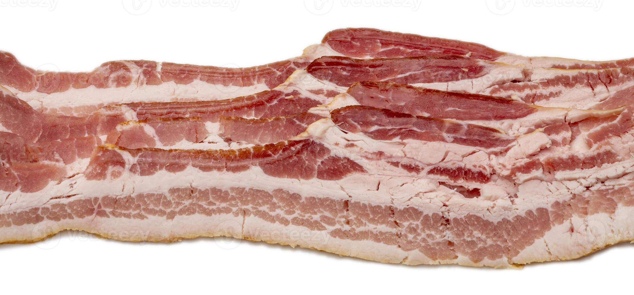 tranches de non durci Bacon isolé sur blanc photo