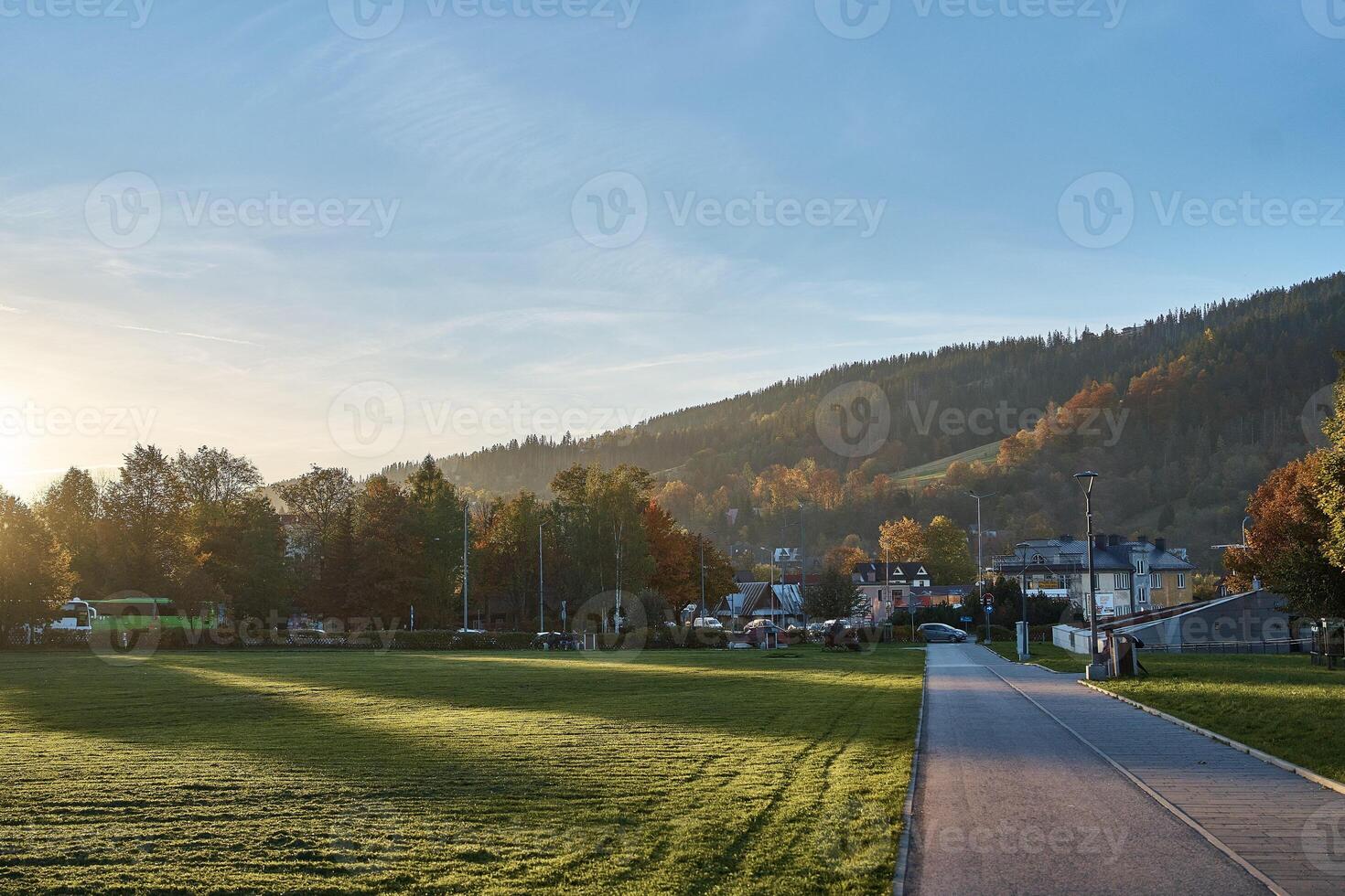 vue de le rue dans Zakopane dans autum photo