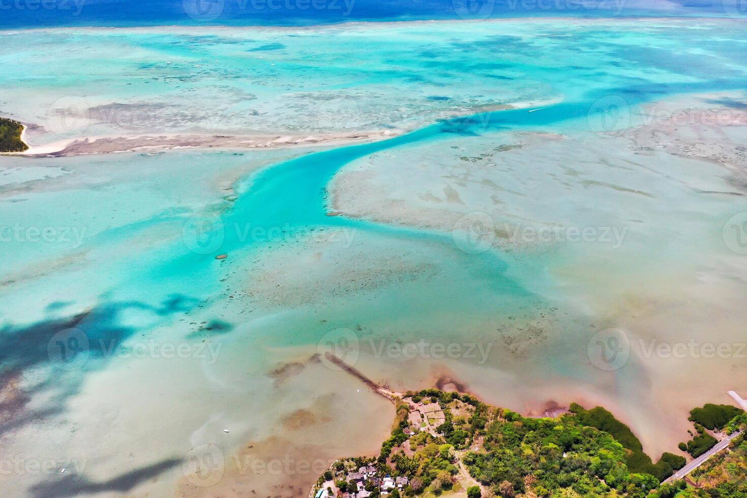 le vue de le des oiseaux œil vue sur le côte de maurice. incroyable paysages de maurice.belle corail récif de le île photo