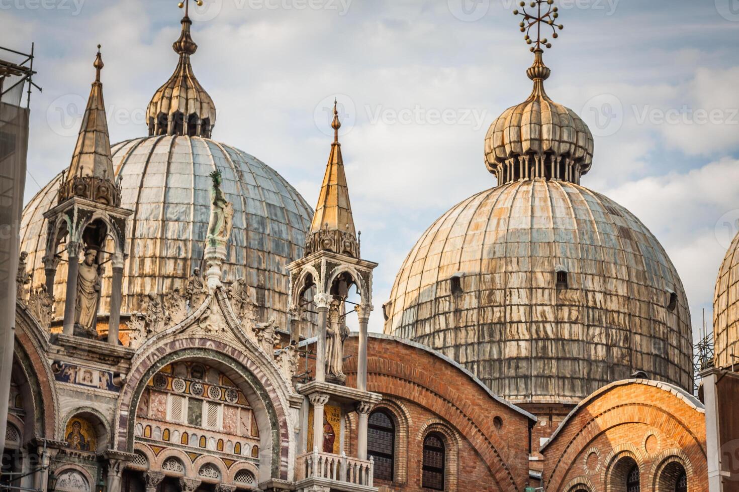 le Basilique de san marco dans st. Des marques carré dans Venise, Italie photo