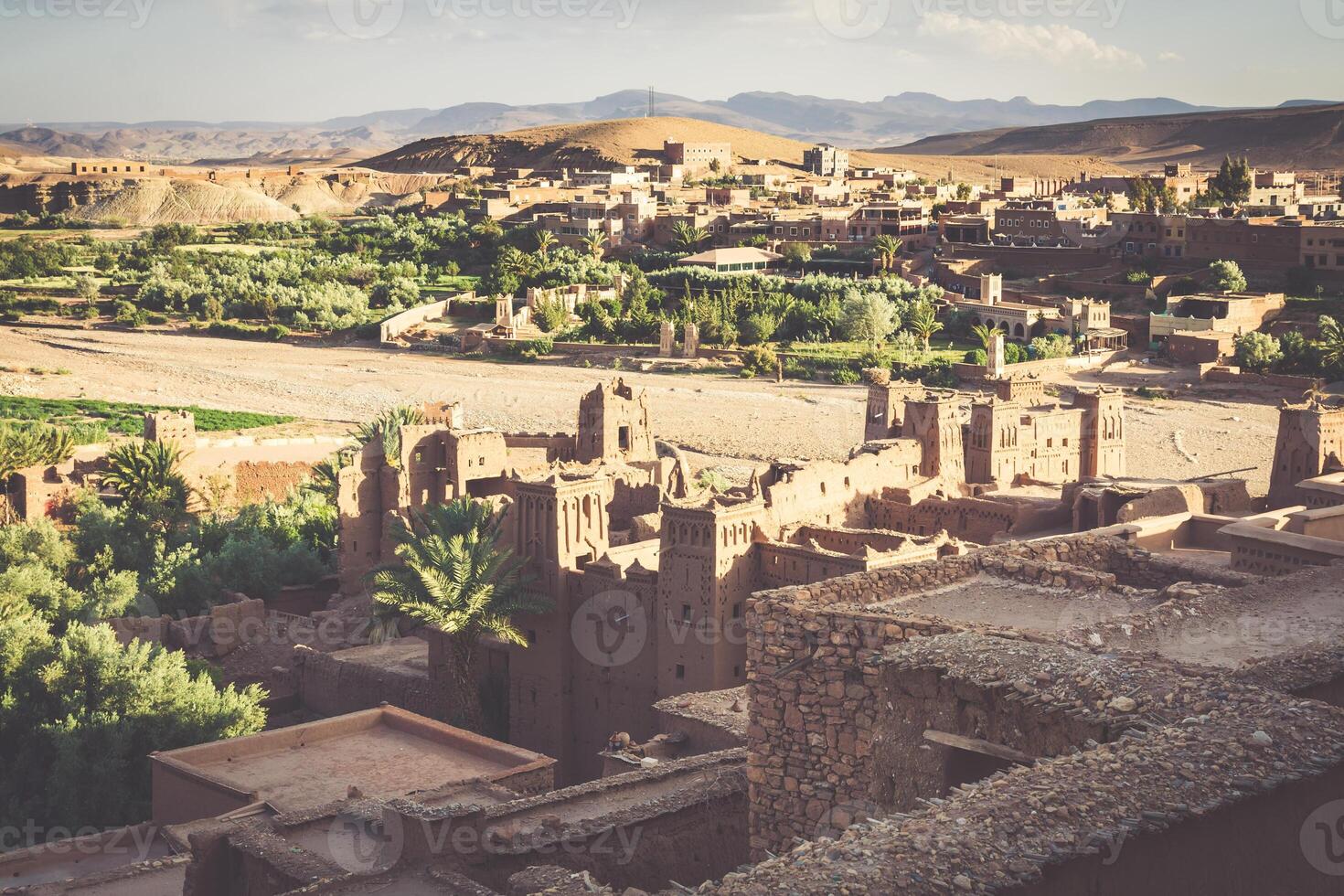 ayez benhaddou est une fortifié ville, ou ksar, le long de le ancien caravane route entre le Sahara et Marrakech dans Maroc. photo