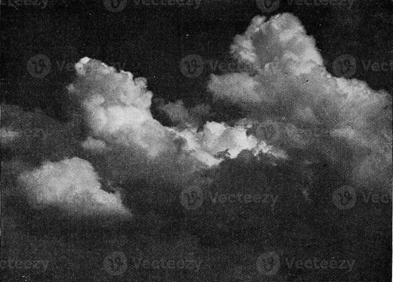 cumulus, ancien gravure. photo