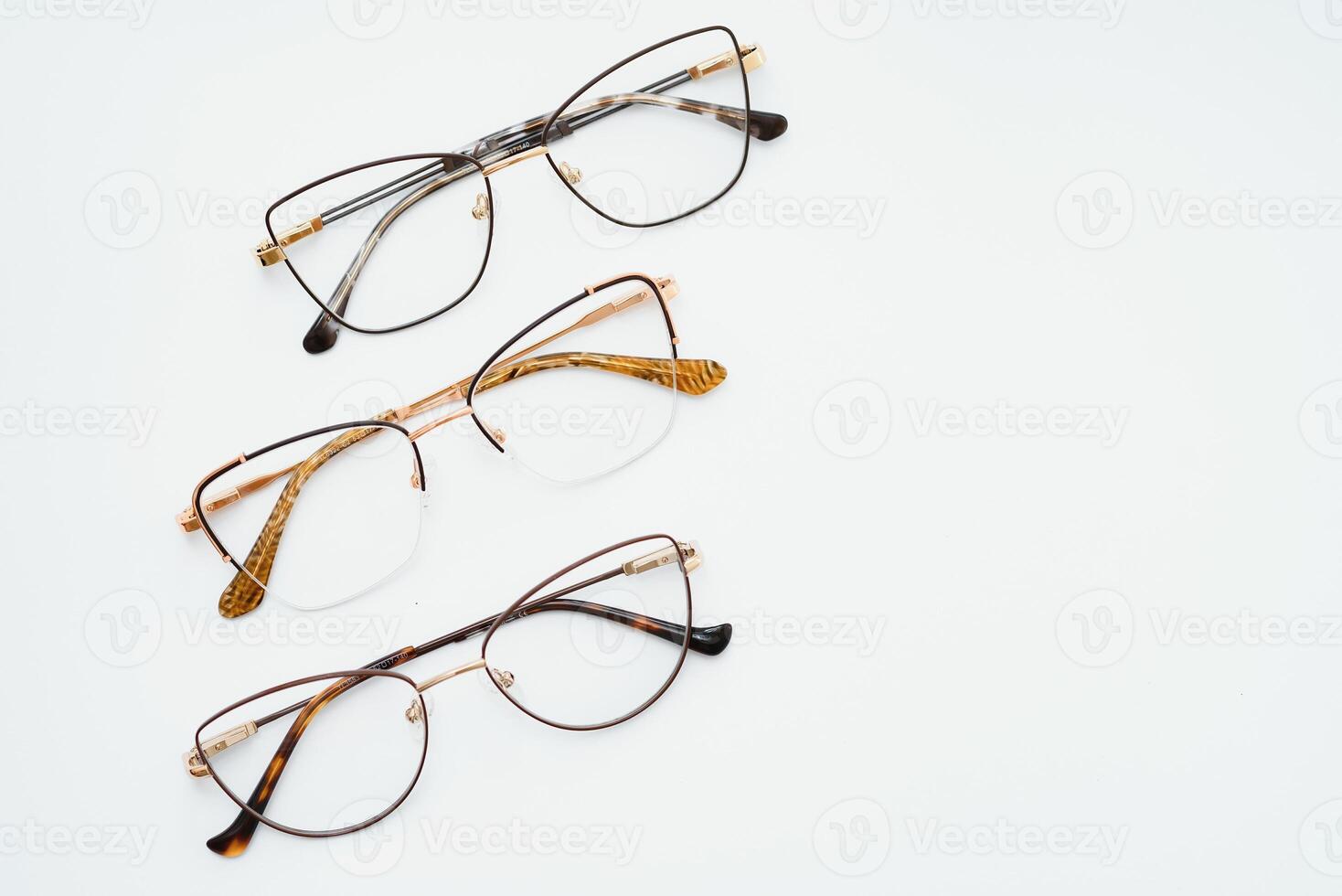 des lunettes blanc Contexte avec une macro lentille. photo