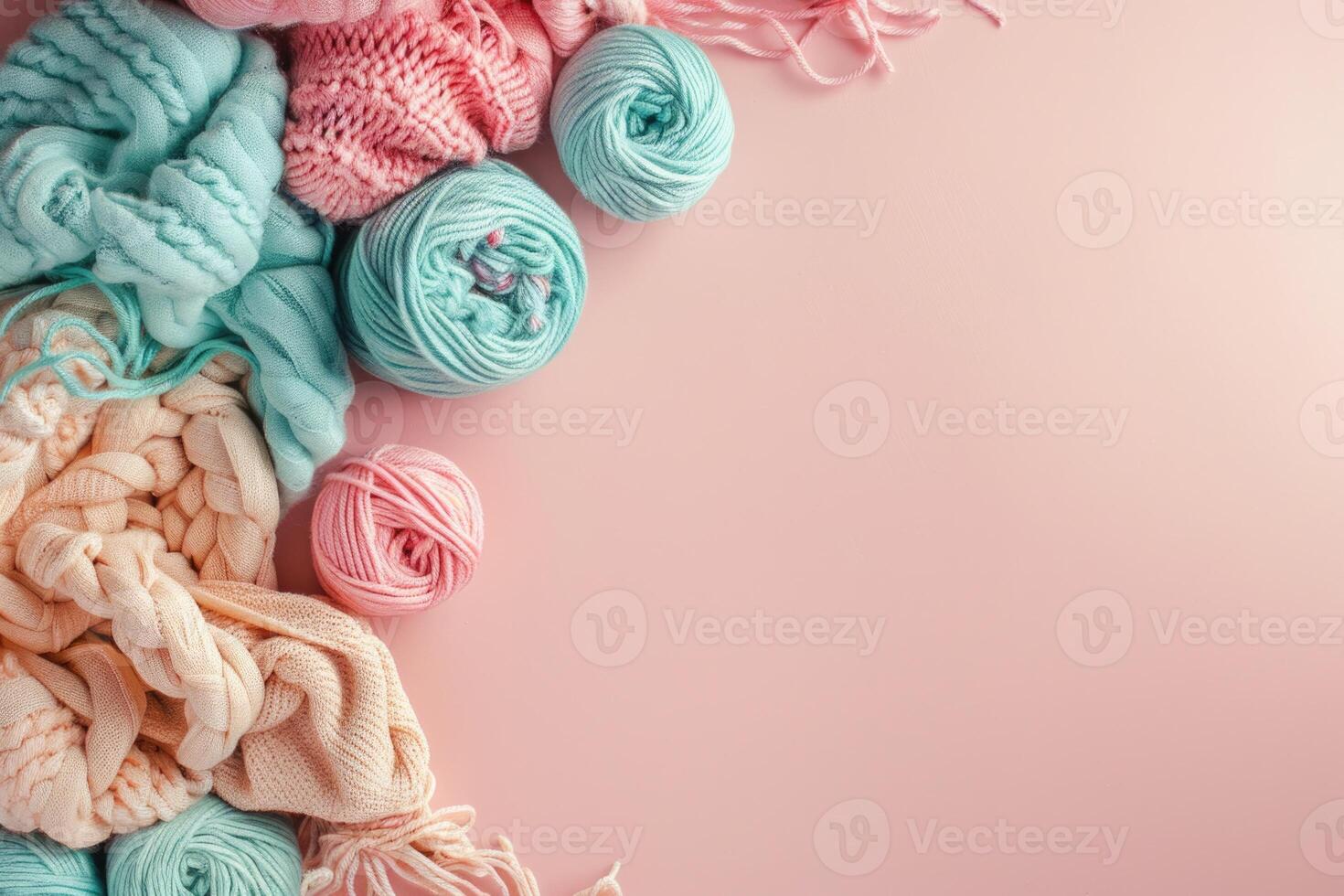 ai généré des balles de fil pour tricot ou couture sur une pastel Contexte avec copie espace photo