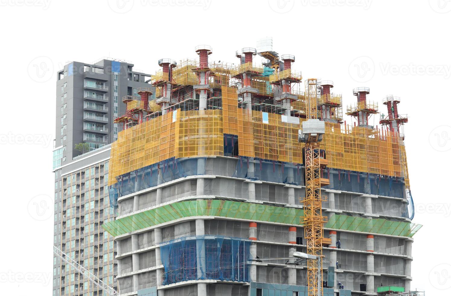haute monter bâtiment en dessous de construction. photo