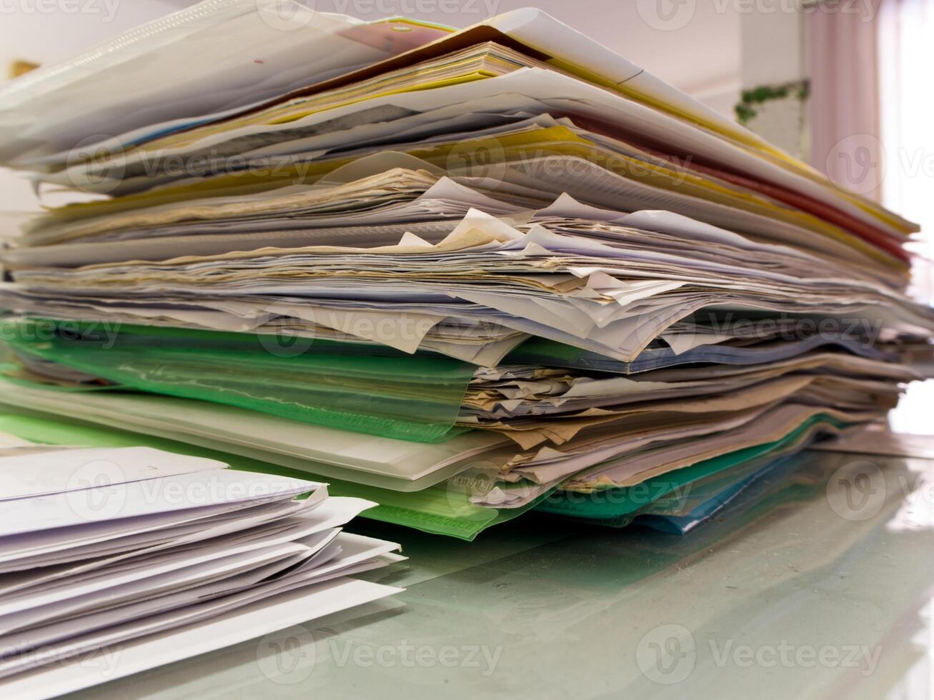 pile de documents papier photo