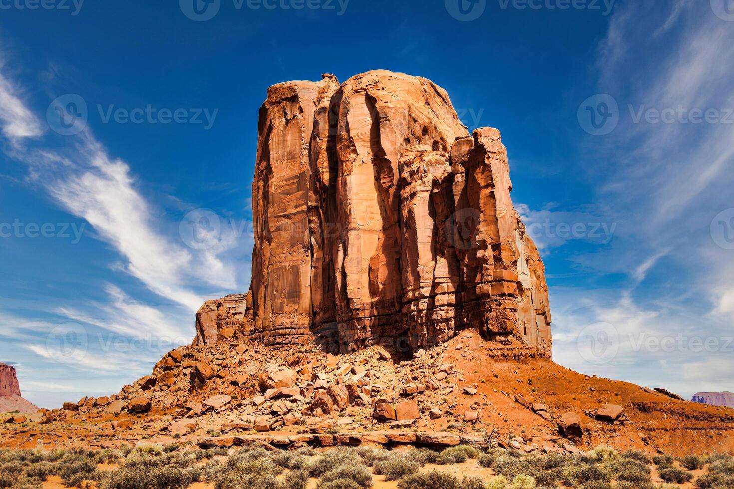 monument vallée horizon, nous, navajo canyon parc. scénique ciel, la nature et Roche désert photo