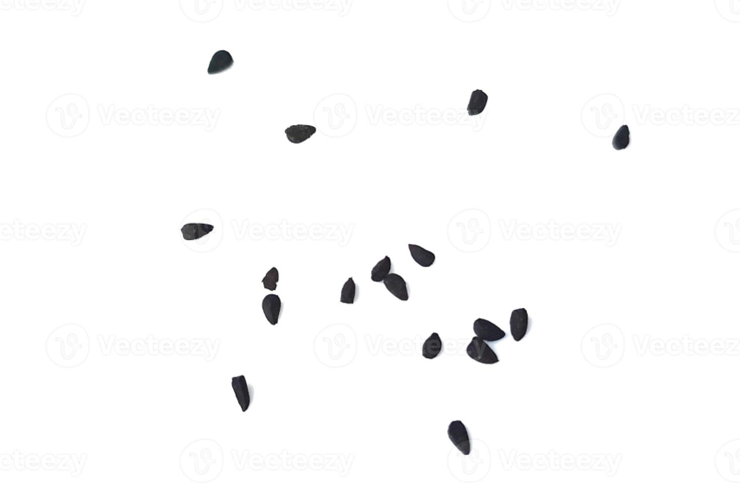 noir cumin des graines pile isolé sur blanc Contexte photo