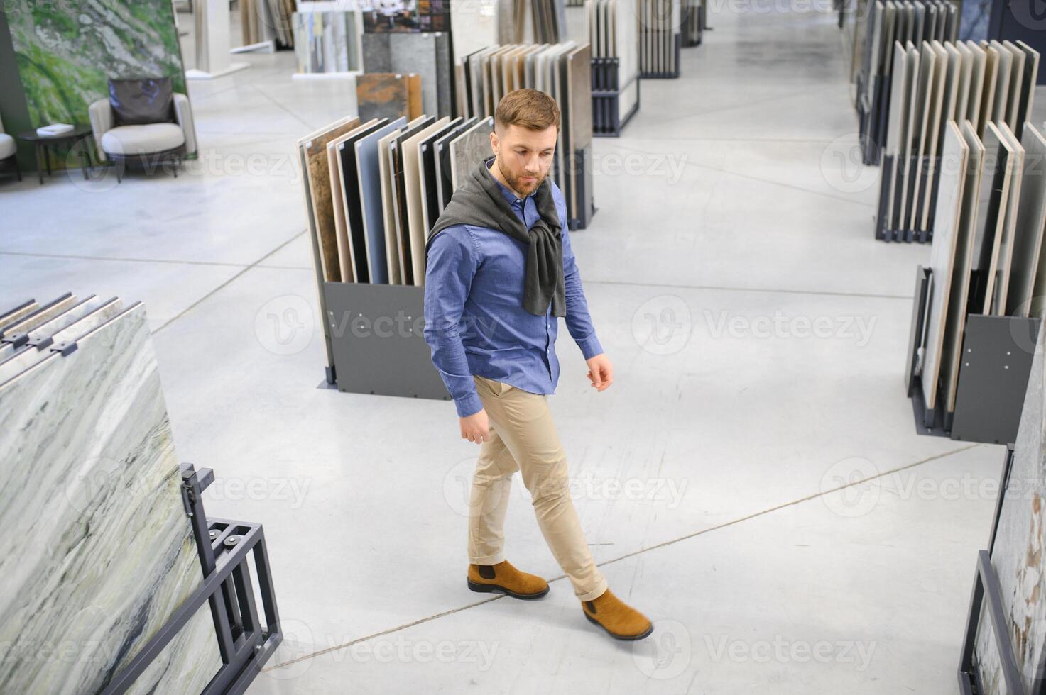 milieu âge homme choisir céramique carrelage et ustensiles pour le sien Accueil salle de bains photo