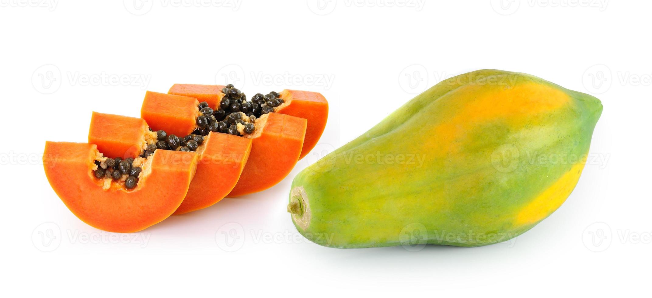 papaye sur fond blanc photo