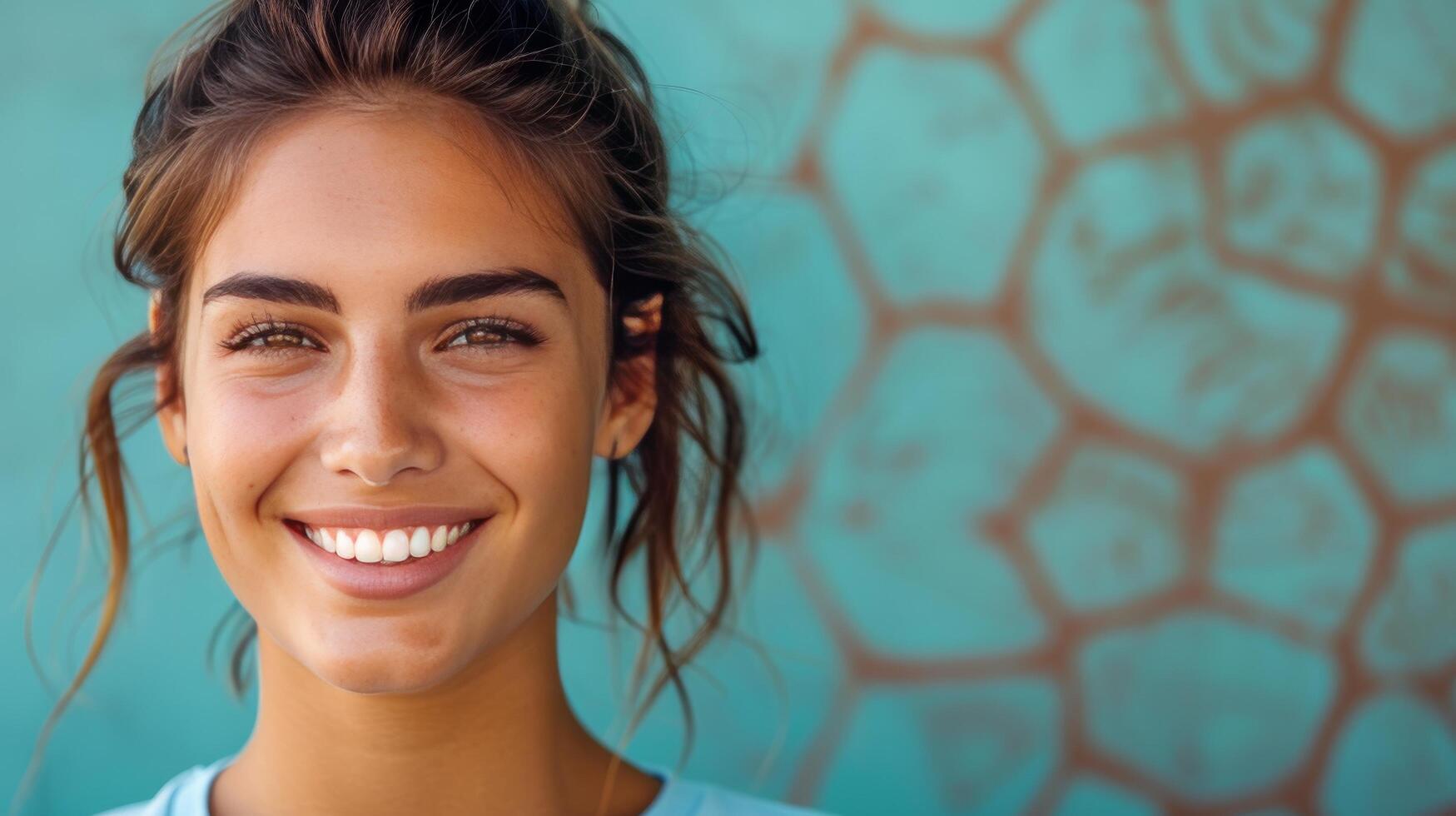 ai généré femme avec longue cheveux souriant photo