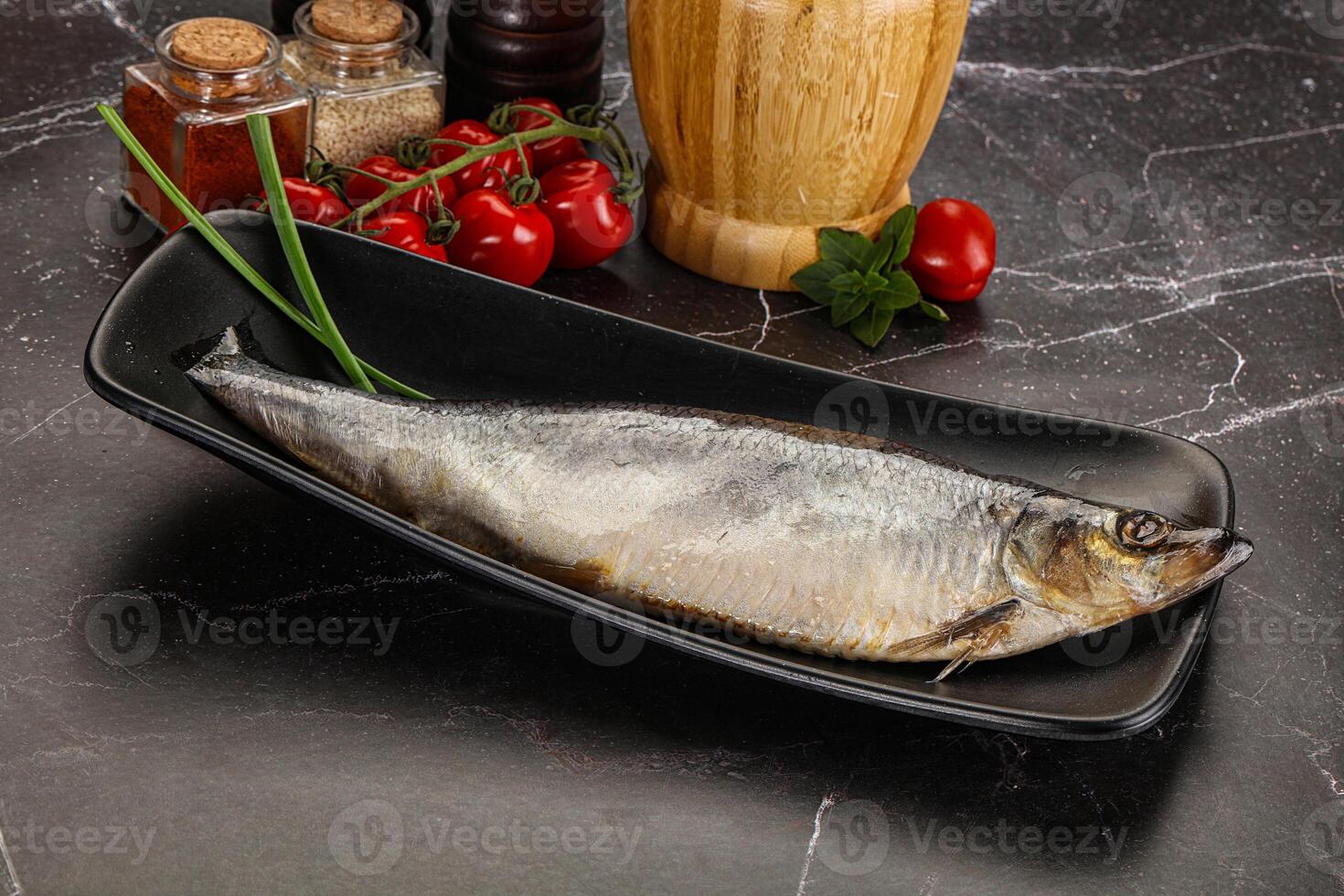 entier brut salé hareng poisson photo