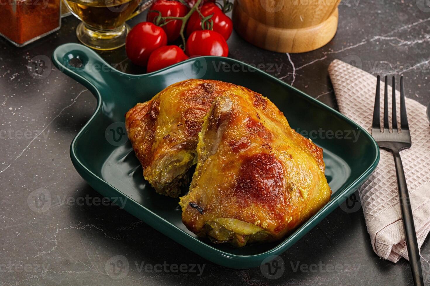 rôti poulet cuisse avec épices photo