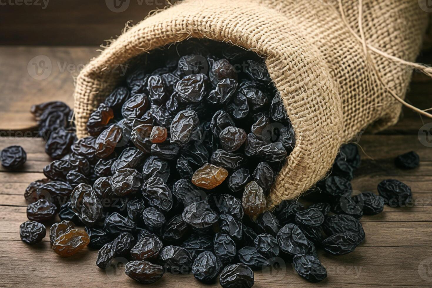 ai généré rustique raisin afficher noir raisins secs dans toile de jute sac sur en bois table photo