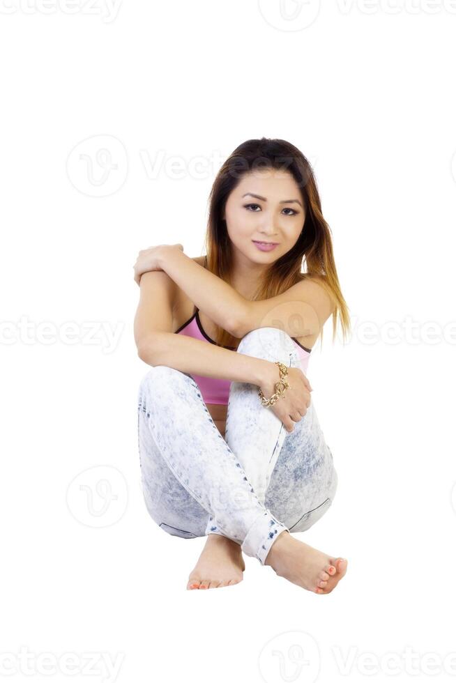 asiatique américain femme jeans rose des sports soutien-gorge photo