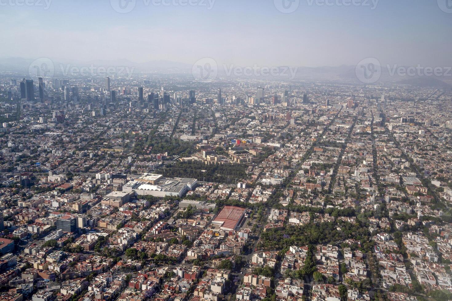 mexique ville vue aérienne paysage d'avion photo