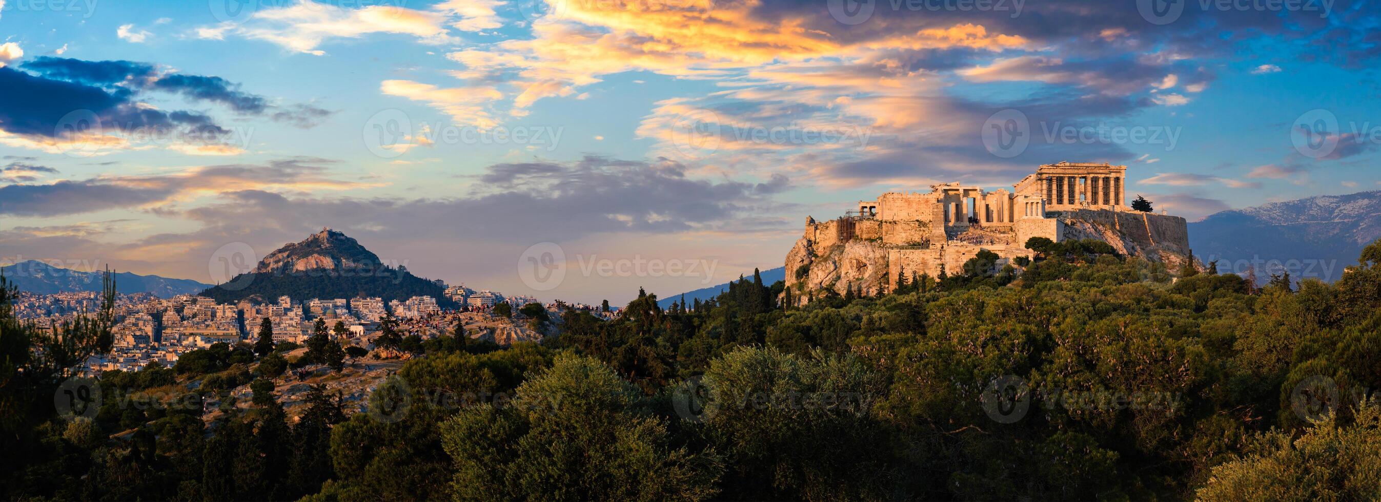 iconique Parthénon temple à le acropole de Athènes, Grèce photo