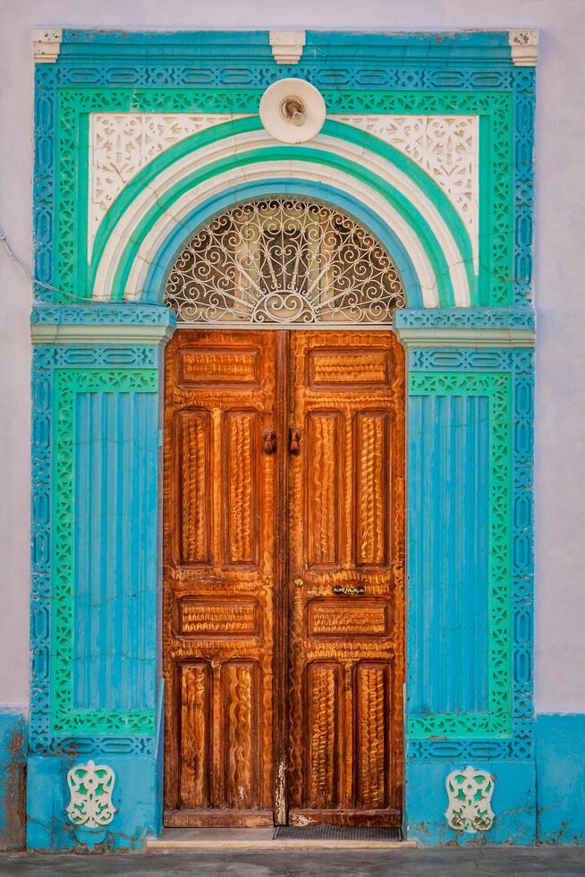décoratif porte dans Kairouan, Tunisie photo