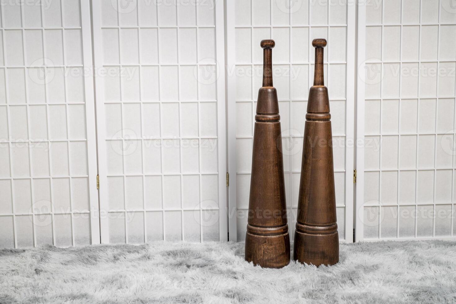 une couple de en bois persan meme dans une Accueil salle de sport, fonctionnel aptitude concept photo