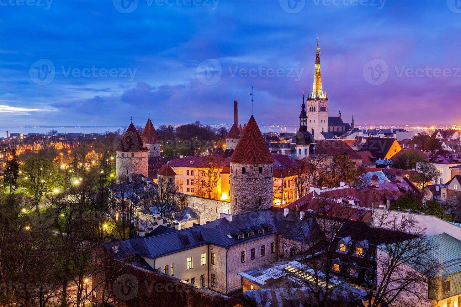 La vieille ville médiévale de Tallinn, Estonie photo