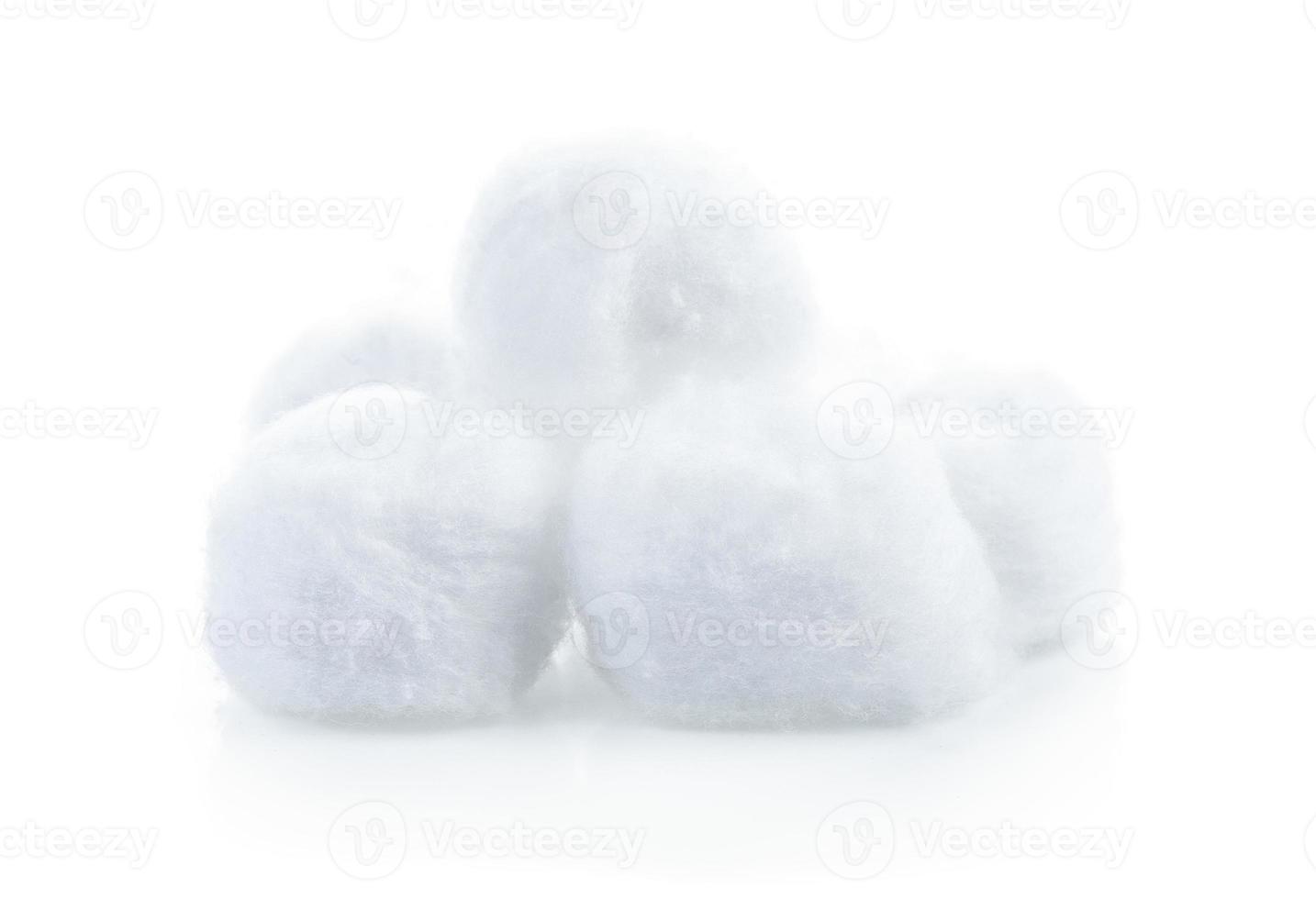 Isoler la laine de coton sur fond blanc photo