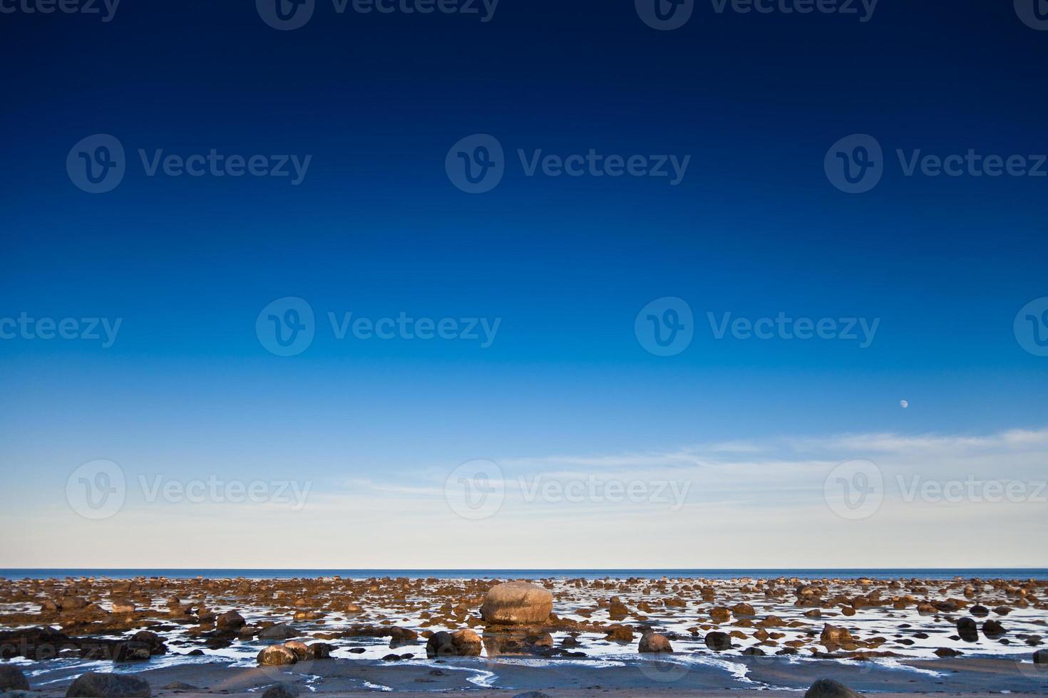 pierres sur la plage photo