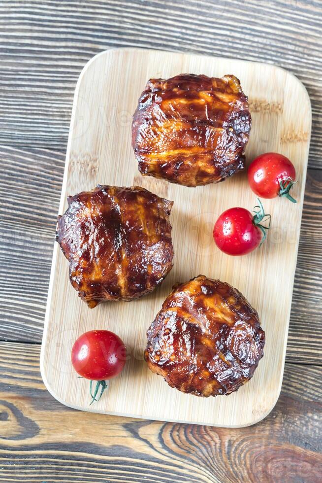 Boulettes de viande enveloppé dans Bacon photo