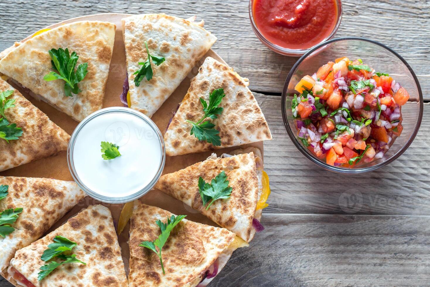 Quesadillas plat allonger photo