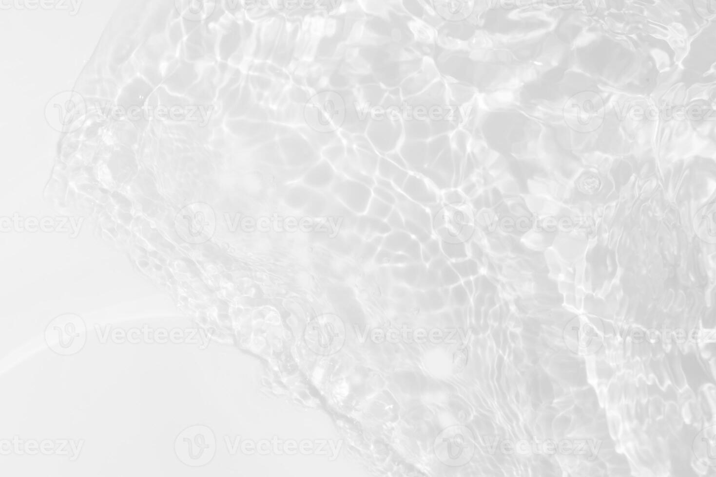 l'eau bleue vagues sur le surface ondulations flou. défocalisation flou transparent bleu coloré clair calme l'eau surface texture avec éclaboussure et bulles. l'eau vagues avec brillant modèle texture Contexte. photo