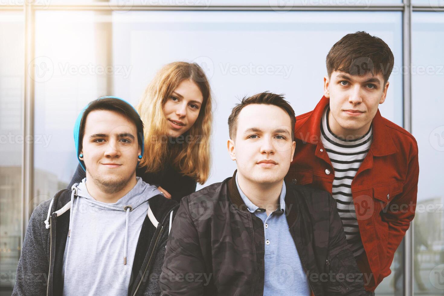 groupe portrait de Jeune Urbain adolescent copains photo