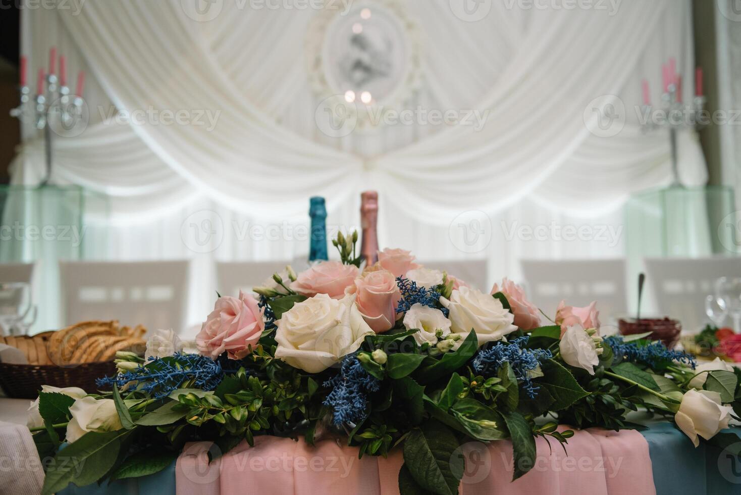 mariage table réglage dans rustique style. photo