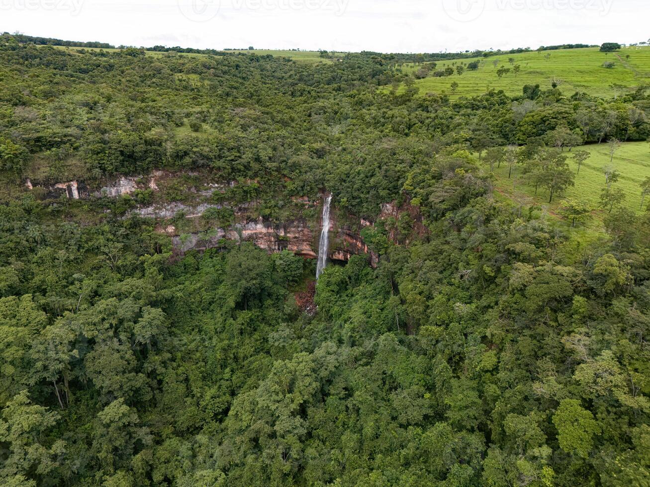 cascade cachoeira faire socorro Naturel touristique place dans Cassilande photo