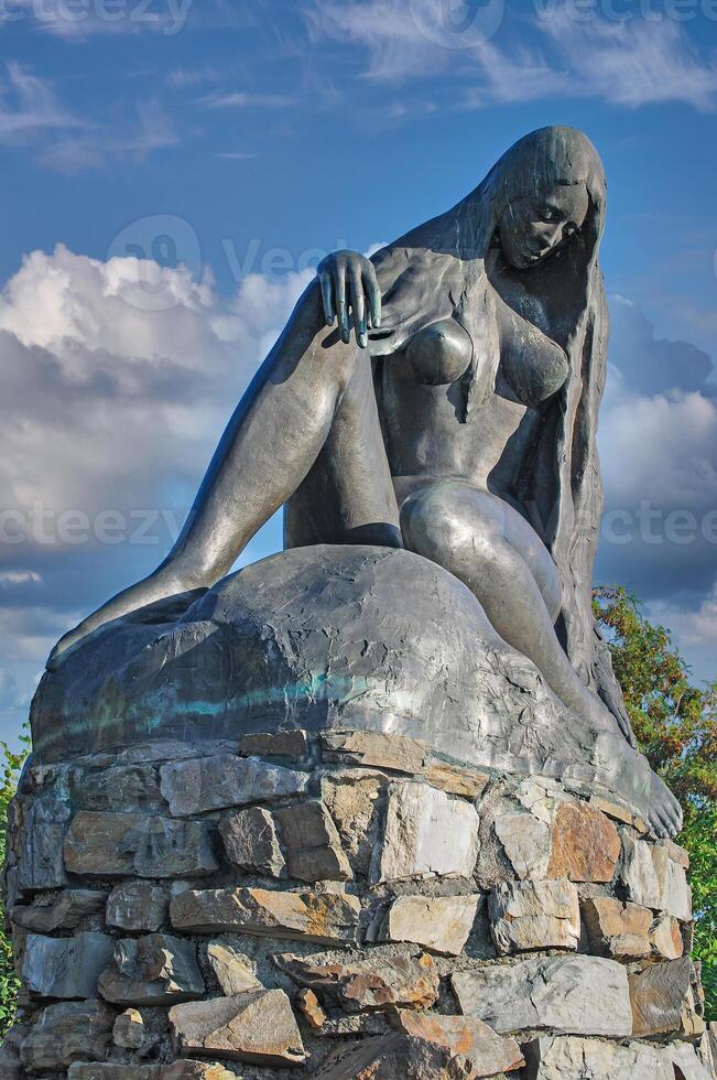 lorelei statue à Rhin rivière dans st.goarshausen,milieu Rhin Vallée,Rheingau,Allemagne photo