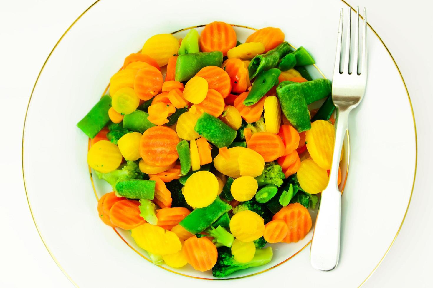 légumes vapeur pommes de terre, carottes, chou-fleur, brocoli photo