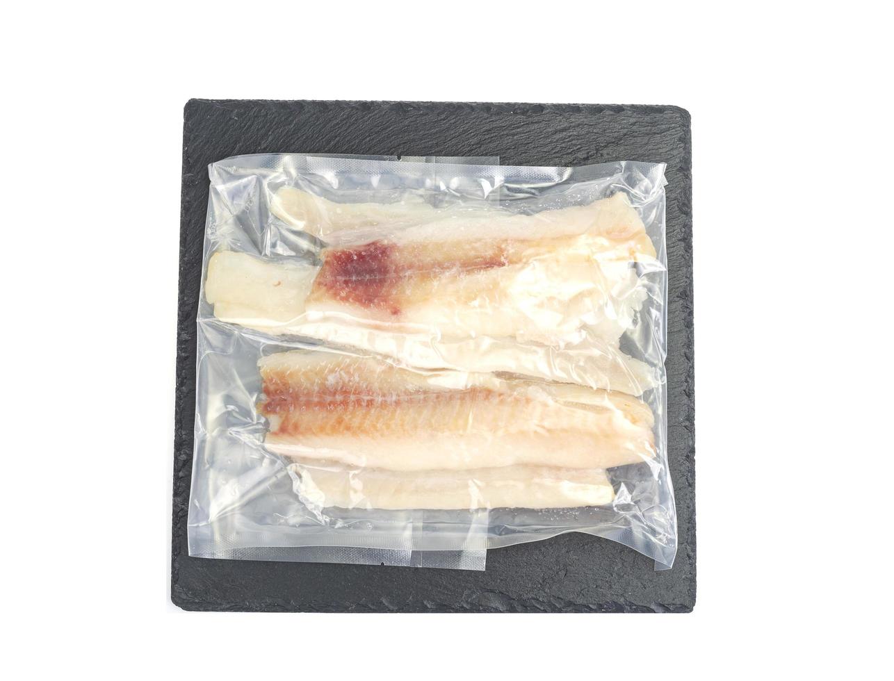 conditionnement de filets congelés de poisson blanc, goberge photo