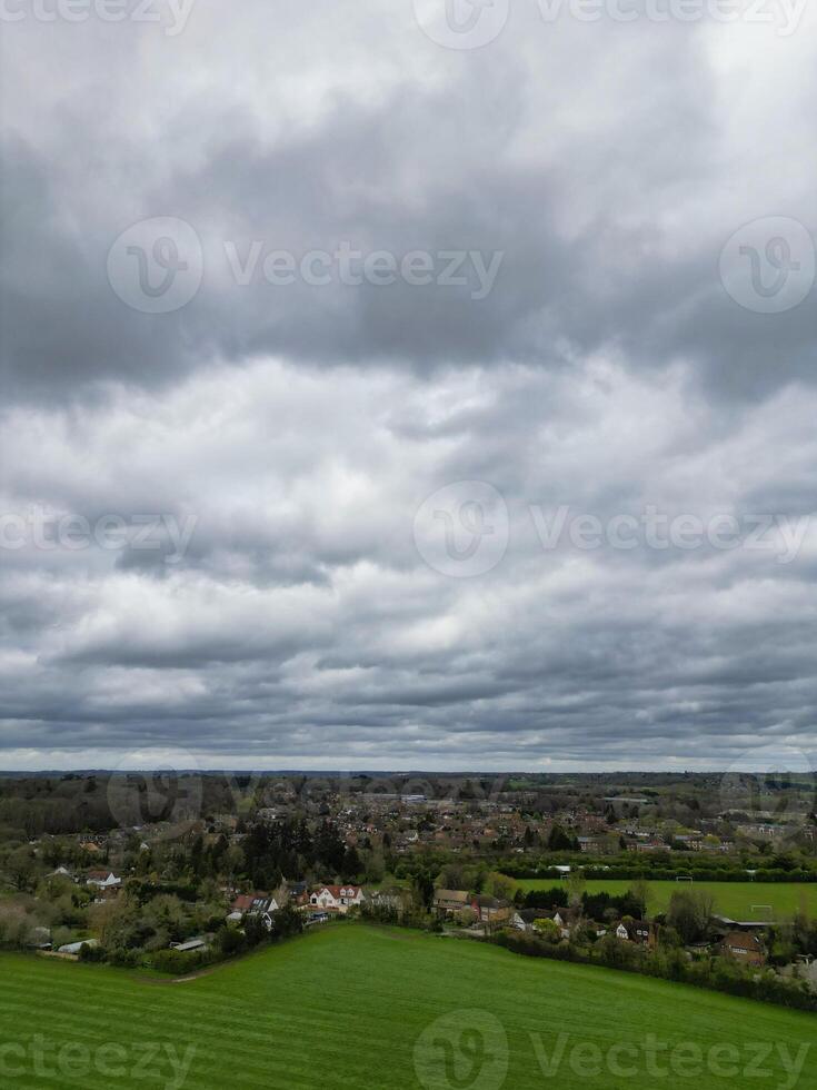 aérien vue de denham vert ville Londres, Uxbridge, Angleterre. uni Royaume. avril 3ème, 2024 photo