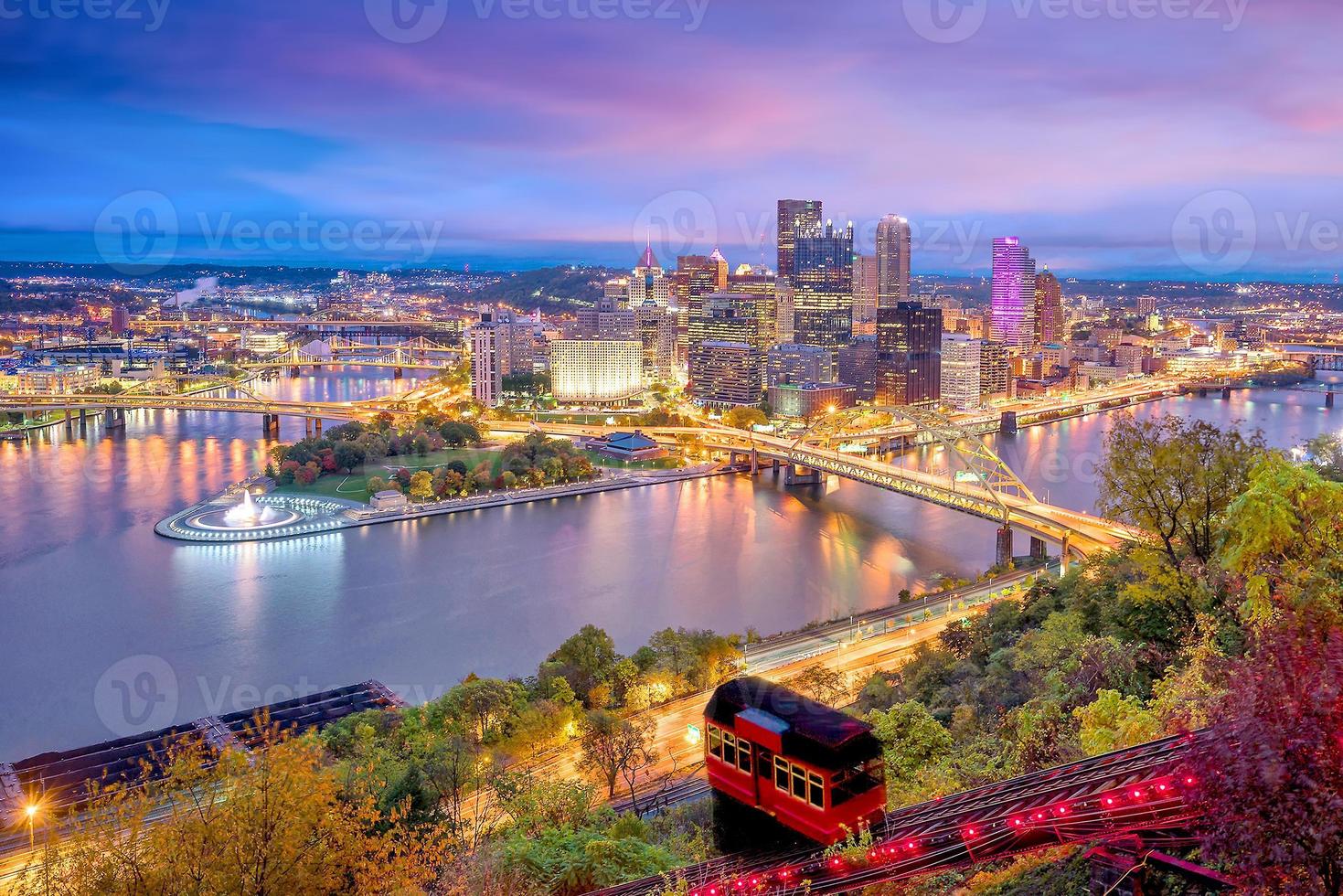 vue sur le centre-ville de Pittsburgh photo