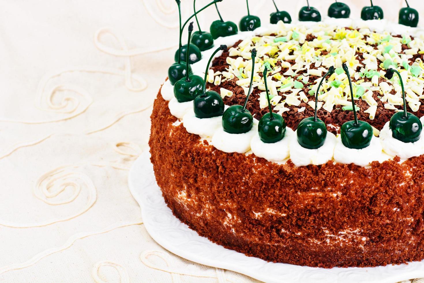 gâteau schwarzwald, chantilly, chocolat noir et blanc, déco photo