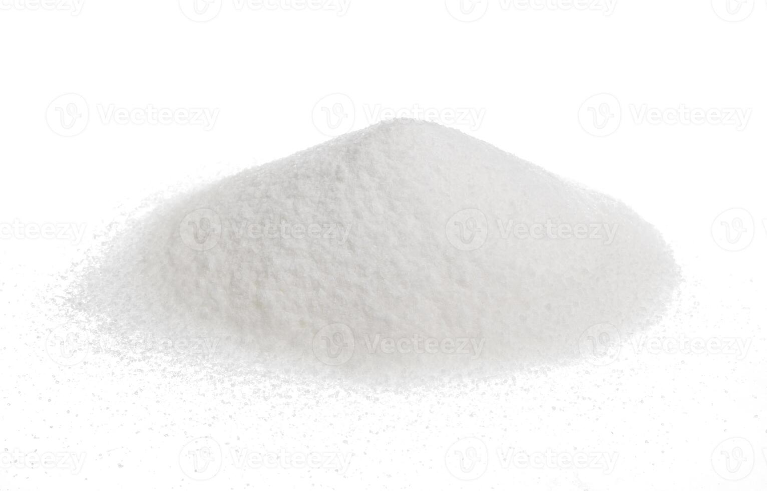 pile de sucre isolé sur blanc photo