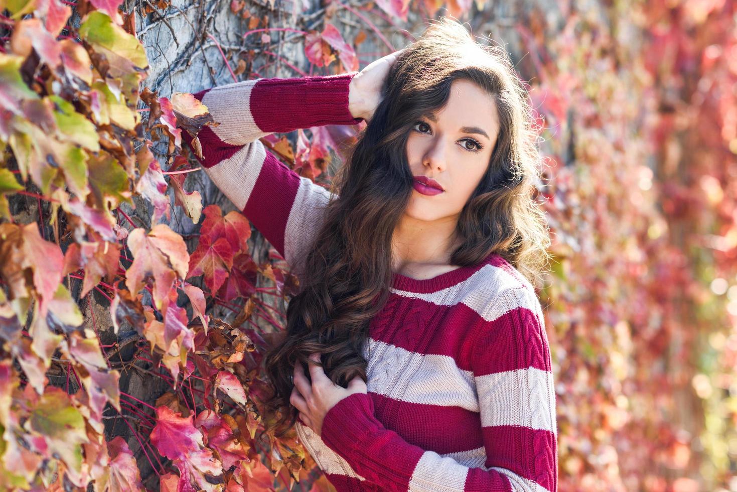 fille mannequin beauté avec maquillage d'automne photo