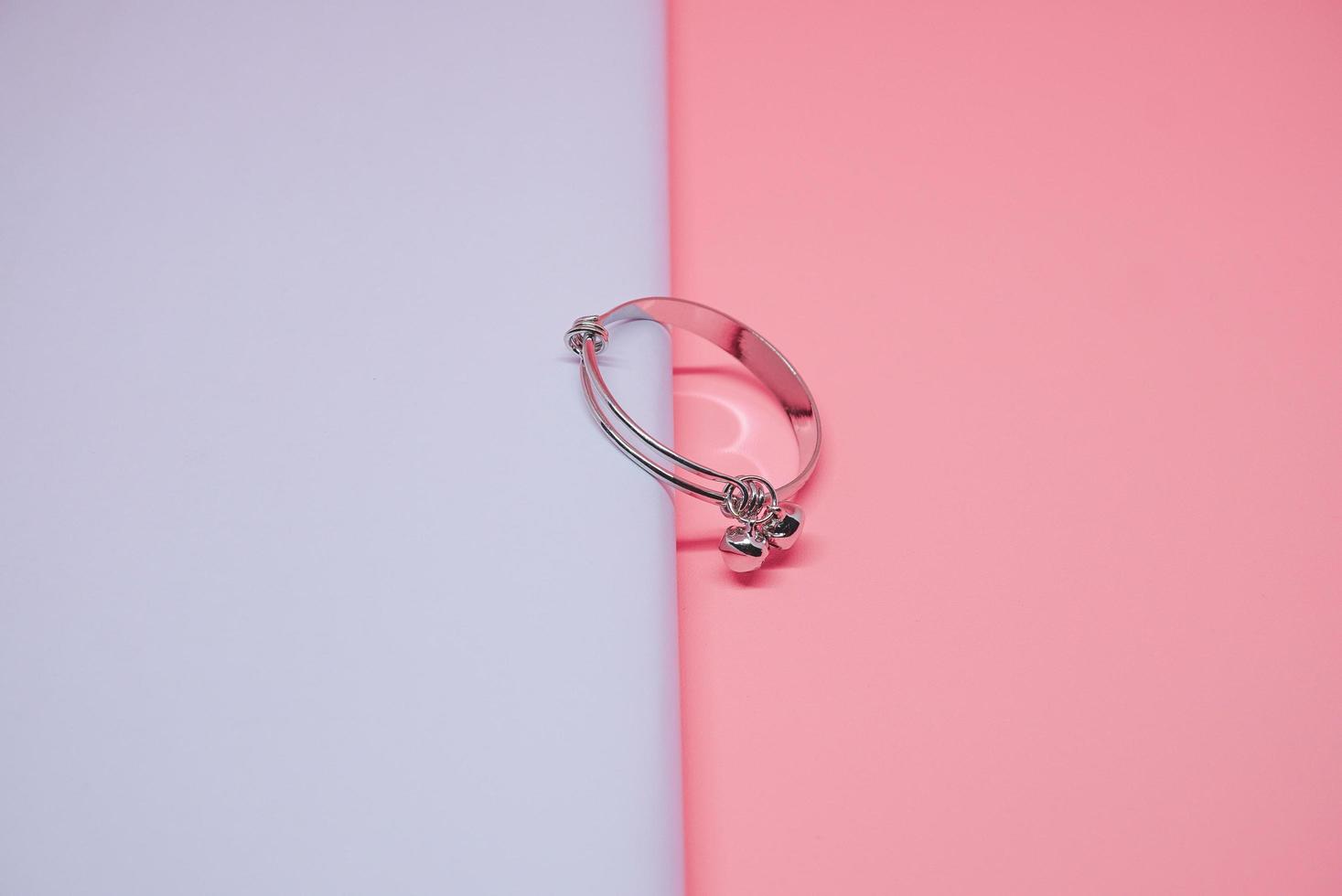 bracelet en argent pour enfants photo