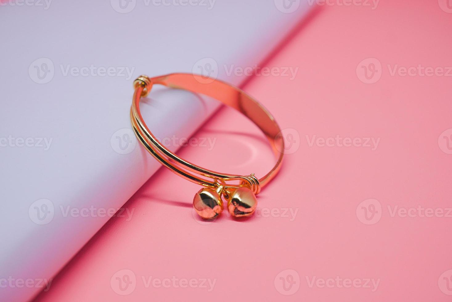 bracelet en or petite fille photo