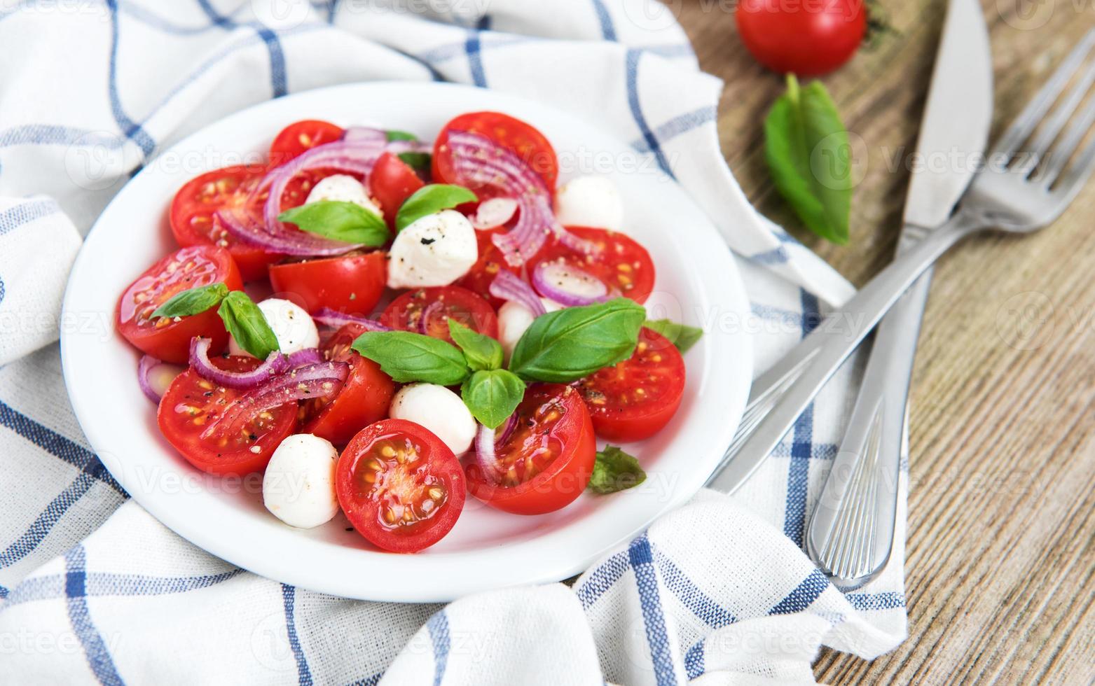 salade caprese italienne photo