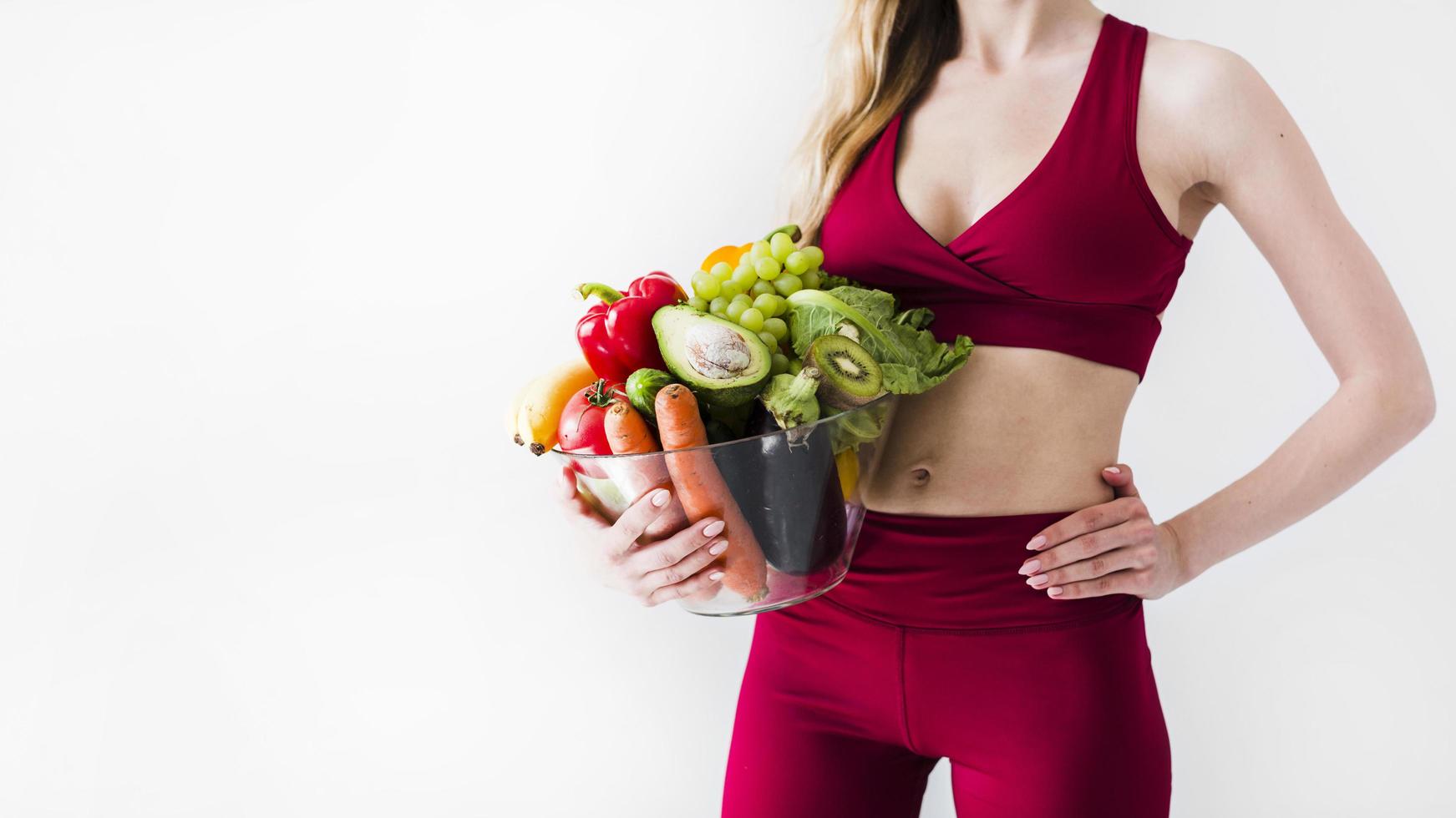 concept de régime avec une alimentation saine pour femme sportive photo