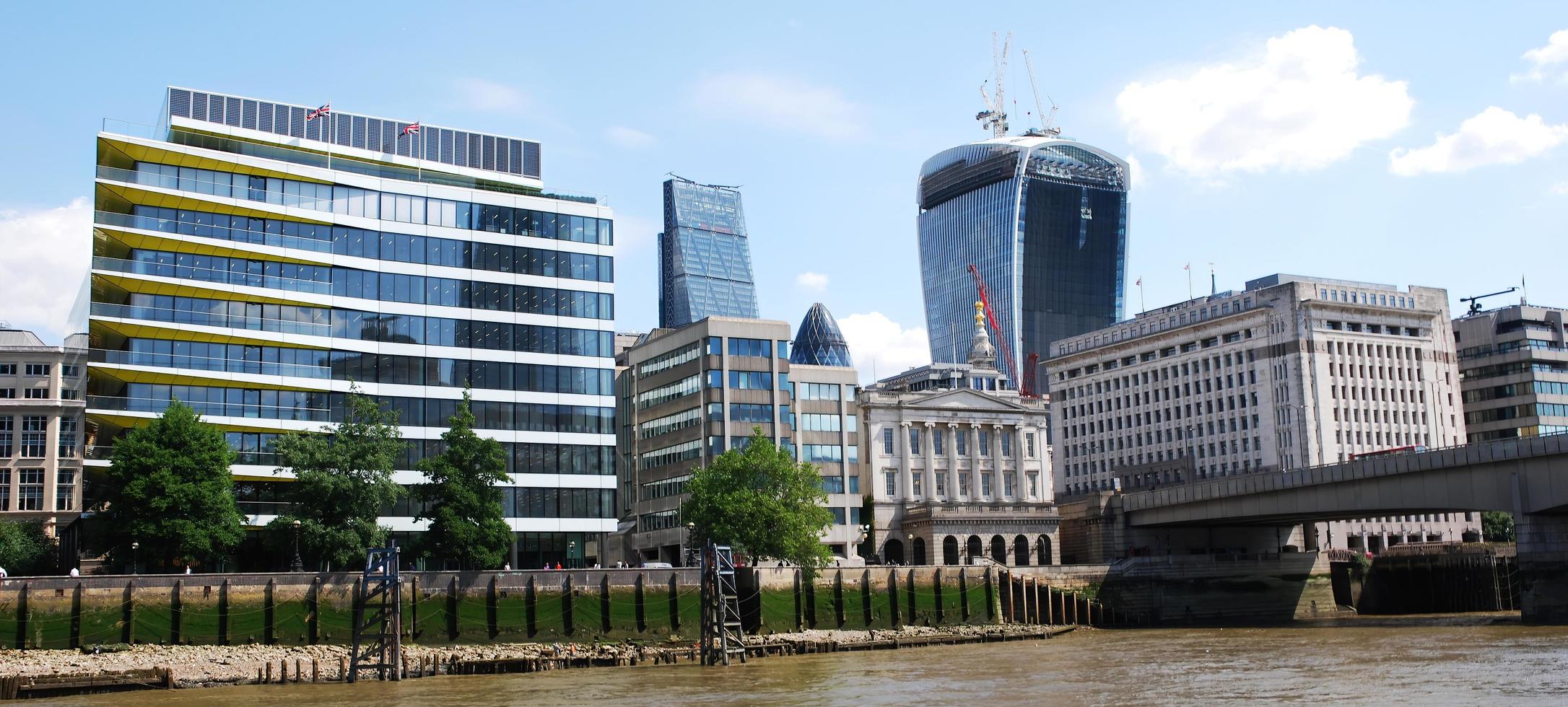 centre de la ville financière mondiale de londres. angleterre, royaume-uni photo