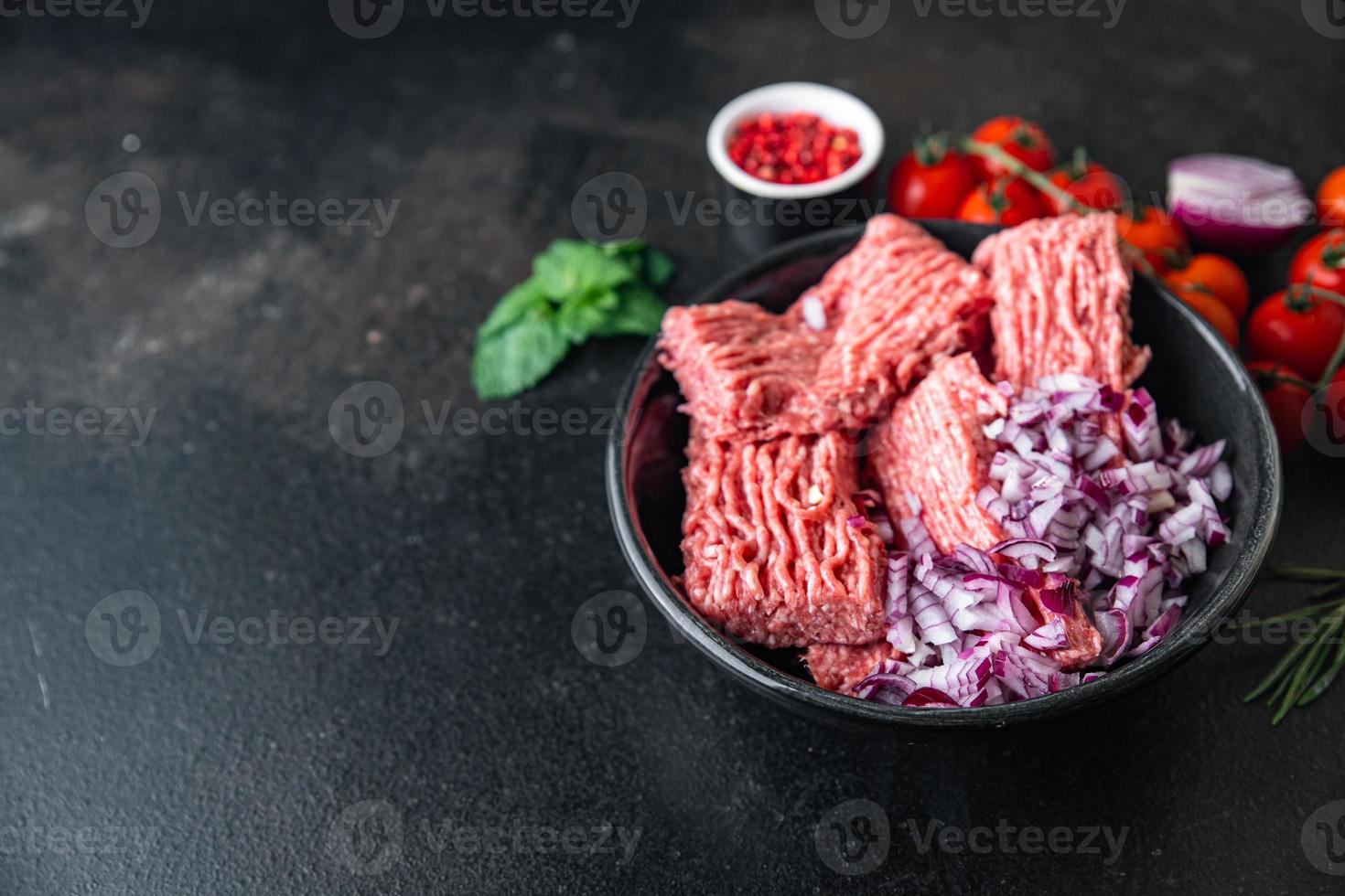 viande hachée fraîche moulue repas sain fond de nourriture photo