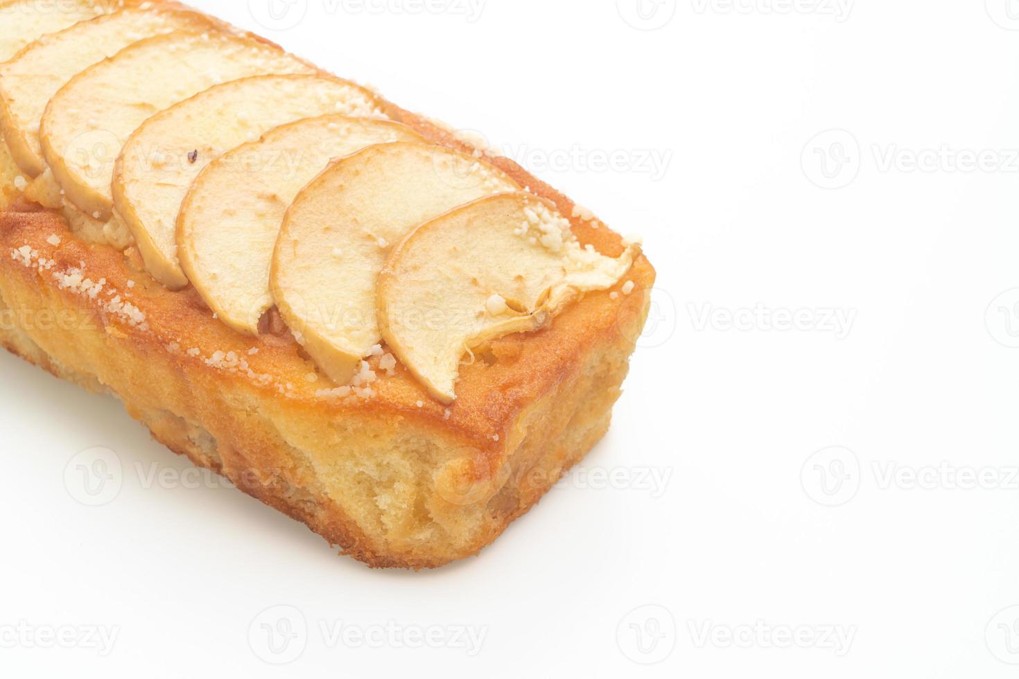 Gâteau émietté de pain aux pommes sur fond blanc photo