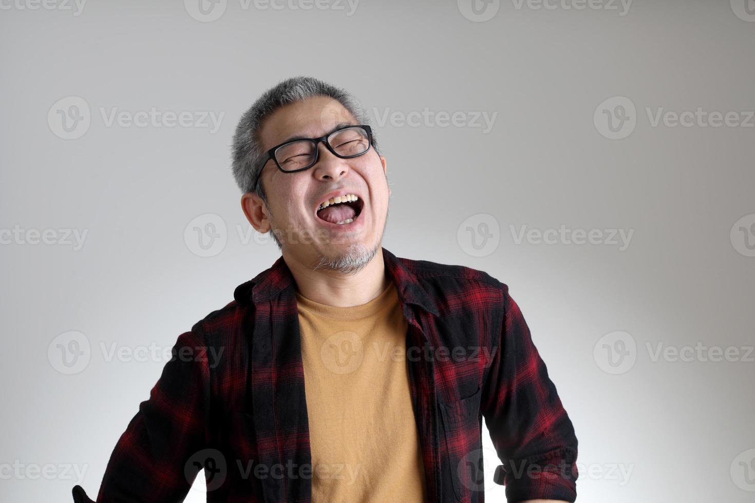 homme en tenue décontractée photo