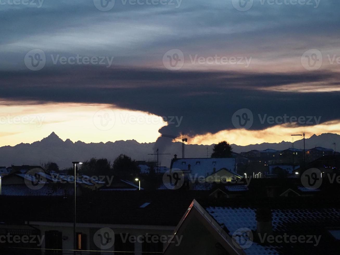 nuage de fumée de feu photo