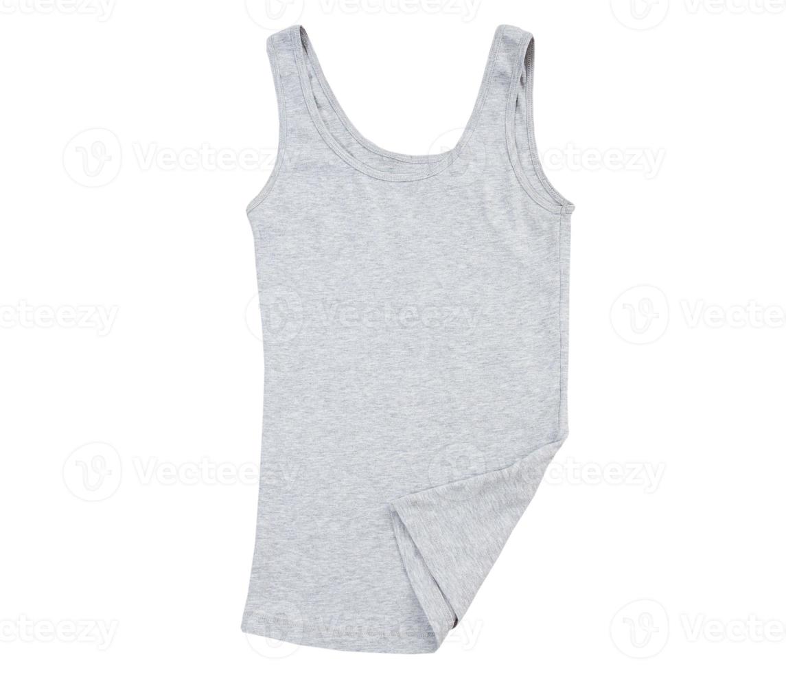 débardeur gris, gros plan d'un t-shirt vierge sur fond blanc, vue de dessus de t-shirt sans manches, chemise sans manches en coton gris isolé sur blanc photo